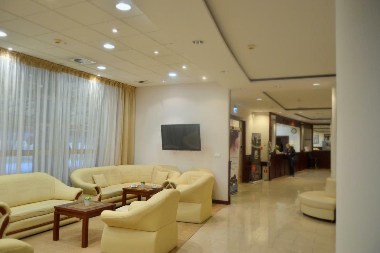Hotel Termy Palacowe Наленчув Экстерьер фото
