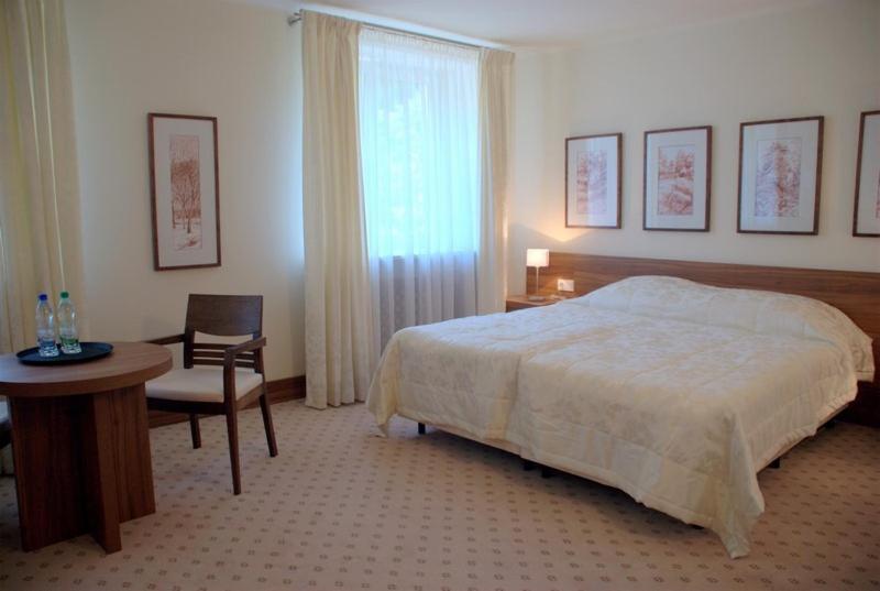 Hotel Termy Palacowe Наленчув Экстерьер фото